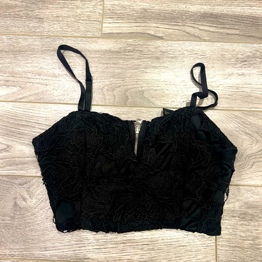 Urban planet Black lace crop top